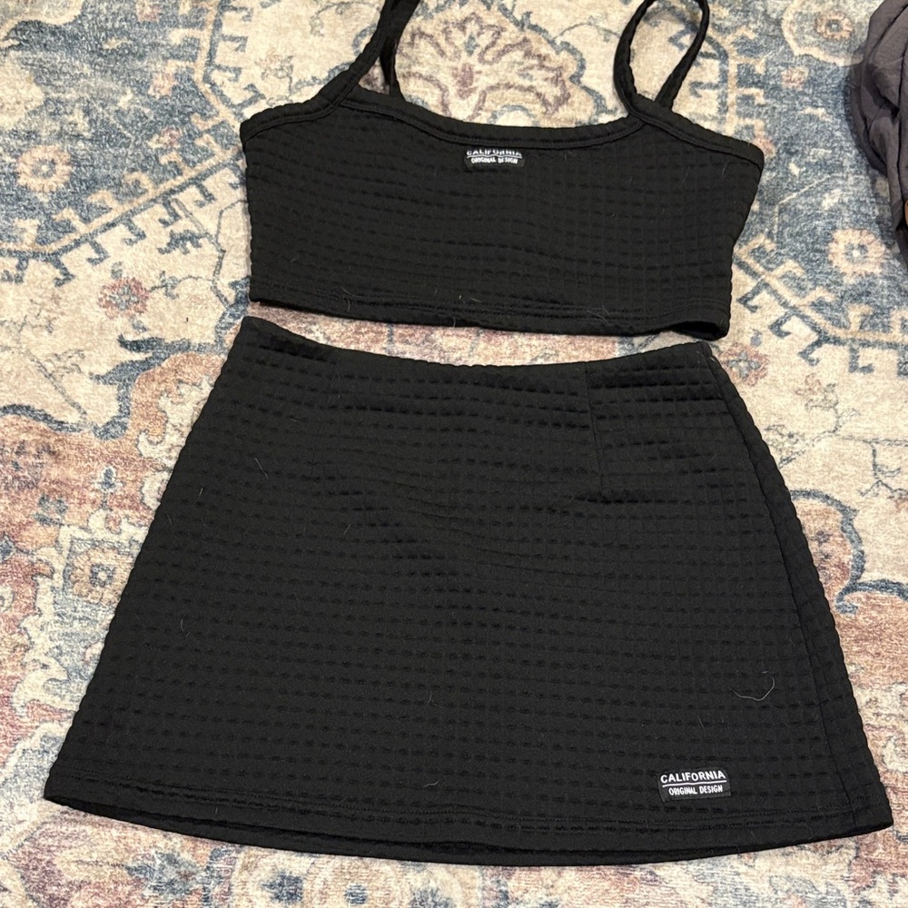 SHEIN Black Textured Skirt Set